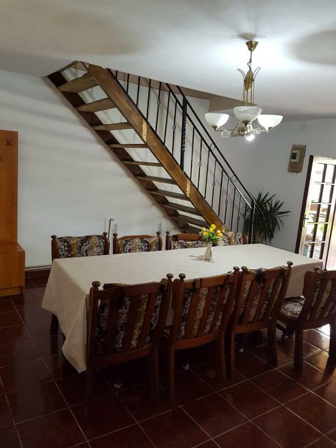 Hotel Cabana Merisor à Poiana Mărului Extérieur photo